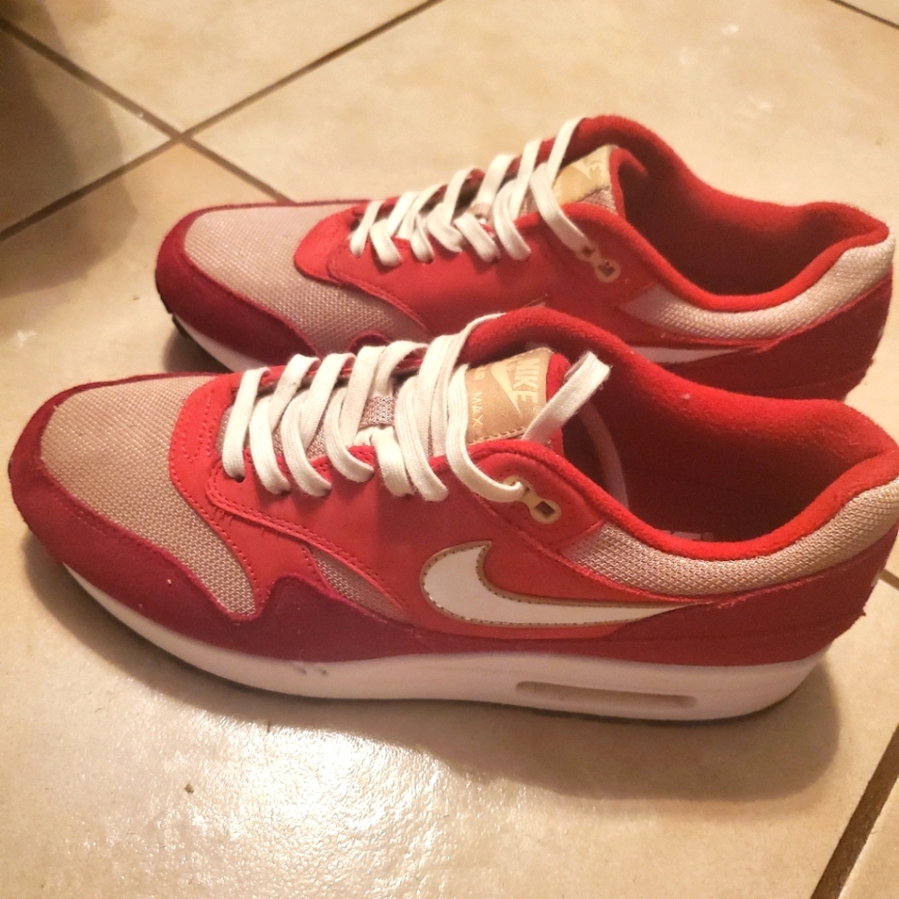 Nike airmax size "10 in men / like new